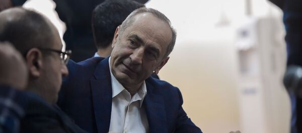 Роберт Кочарян на судебном заседании по делу 1 марта (25 февраля 2020). Еревaн Роберт Кочарян на судебном заседании по делу 1 марта (25 февраля 2020). Еревaн - Sputnik Армения