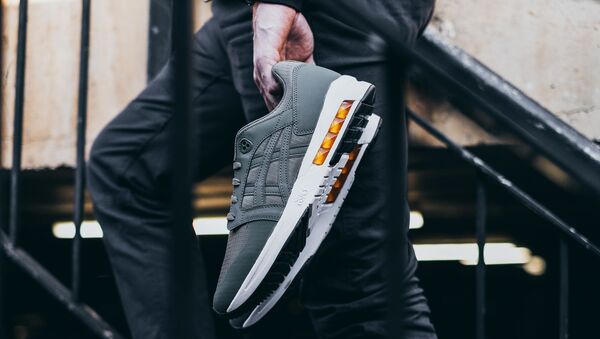 4 пары мужских кроссовок на все случаи жизни 4 пары мужских кроссовок на все случаи жизни - Sputnik Армения