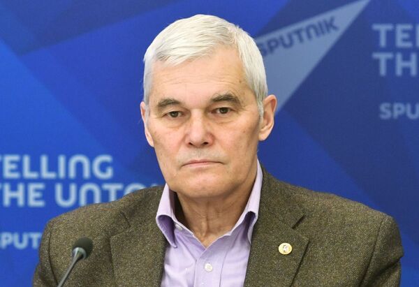 «Հայերը հերոսության հրաշքներ են գործել». ռուս փորձագետը` Արցախի «մարտական ոչ-ոքիի» մասին - Sputnik Արմենիա