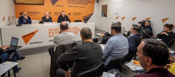 Учебный модуль SputnikPro в мультимедийном пресс-центре Sputnik Армения (27 февраля 2020). Еревaн - Sputnik Армения