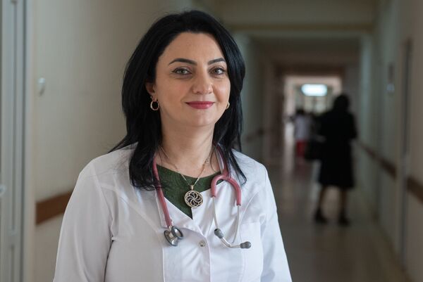 Чихнул, запаниковал, побежал: куда ведет армян страх коронавируса - Sputnik Армения