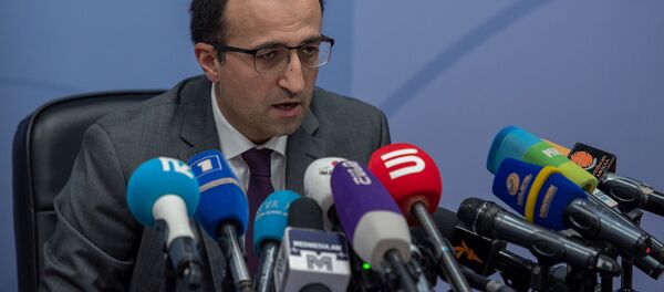 Министр здравоохранения Арсен Торосян на пресс-конференции по теме коронавируса (1 марта 2020). Еревaн - Sputnik Армения