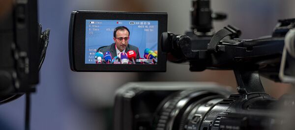 Министр здравоохранения Арсен Торосян на пресс-конференции по теме коронавируса (1 марта 2020). Еревaн - Sputnik Արմենիա