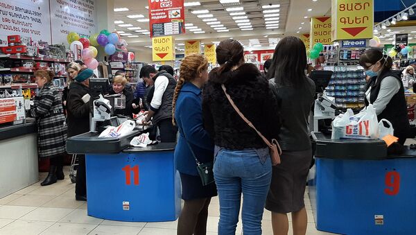  Люди у кассы супермаркете - Sputnik Армения