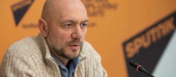 Пресс-конференция аналитика Давида Асланяна на тему распространения коронавируса в мире и ситуации в Армении (2 марта 2020). Еревaн Пресс-конференция аналитика Давида Асланяна на тему распространения коронавируса в мире и ситуации в Армении (2 марта 2020). Еревaн - Sputnik Армения