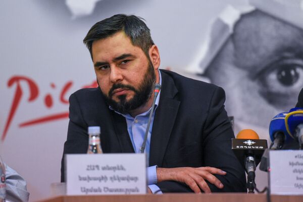 Բնօրինա՞կ, թե՞ կրկնօրինակ. կազմակերպիչները զարմացած են «Դալի և Պիկասո»–ի շուրջ աղմուկից Բնօրինա՞կ, թե՞ կրկնօրինակ. կազմակերպիչները զարմացած են «Դալի և Պիկասո»–ի շուրջ աղմուկից - Sputnik Արմենիա