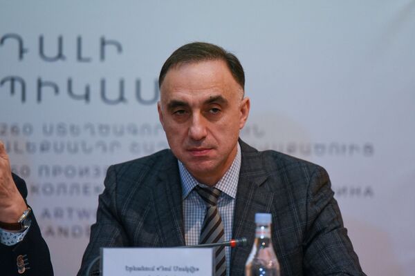 Բնօրինա՞կ, թե՞ կրկնօրինակ. կազմակերպիչները զարմացած են «Դալի և Պիկասո»–ի շուրջ աղմուկից Բնօրինա՞կ, թե՞ կրկնօրինակ. կազմակերպիչները զարմացած են «Դալի և Պիկասո»–ի շուրջ աղմուկից - Sputnik Արմենիա