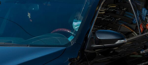 Водитель в маске - Sputnik Армения