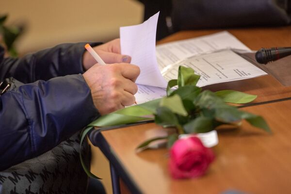 «Վերջապես կամուսնանամ». Ադրբեջանից բռնագաղթած 20 ընտանիք կսկսեն իրագործել երազանքները - Sputnik Արմենիա