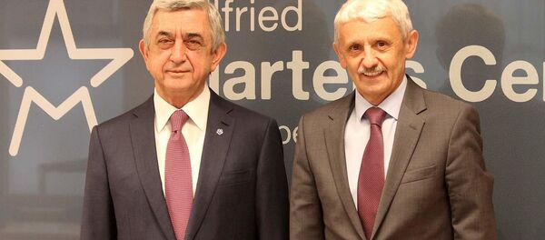 Серж Саргсян встретился с председателем Центра европейских исследований Вильфред Мартенс Микулашем Дзуриндой (5 марта 2020). Брюссель Серж Саргсян встретился с председателем Центра европейских исследований Вильфред Мартенс Микулашем Дзуриндой (5 марта 2020). Брюссель - Sputnik Армения