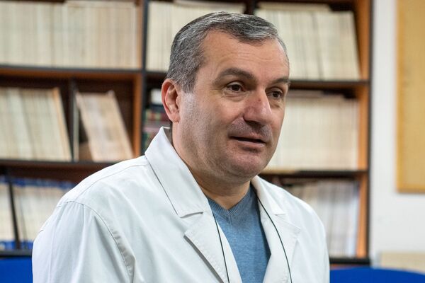 Ինչ է փոխվում բժշկի կյանքում, երբ հայտնվում է պացիենտի կարգավիճակում Ինչ է փոխվում բժշկի կյանքում, երբ հայտնվում է պացիենտի կարգավիճակում - Sputnik Արմենիա