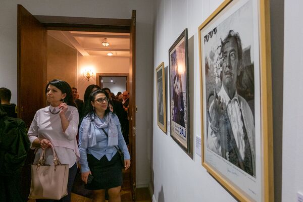 Դալին ու Պիկասոն Երևան հասան. սպասված ցուցահանդեսը բացվեց, բայց ոչ բոլորի համար Դալին ու Պիկասոն Երևան հասան. սպասված ցուցահանդեսը բացվեց, բայց ոչ բոլորի համար - Sputnik Արմենիա