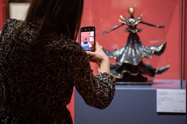 Դալին ու Պիկասոն Երևան հասան. սպասված ցուցահանդեսը բացվեց, բայց ոչ բոլորի համար Դալին ու Պիկասոն Երևան հասան. սպասված ցուցահանդեսը բացվեց, բայց ոչ բոլորի համար - Sputnik Արմենիա