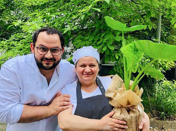 Հայ ռեստորանատերը խորհուրդներ է տալիս լեհ նախարարներին, հյուրընկալում փոխվարչապետին Հայ ռեստորանատերը խորհուրդներ է տալիս լեհ նախարարներին, հյուրընկալում փոխվարչապետին - Sputnik Արմենիա