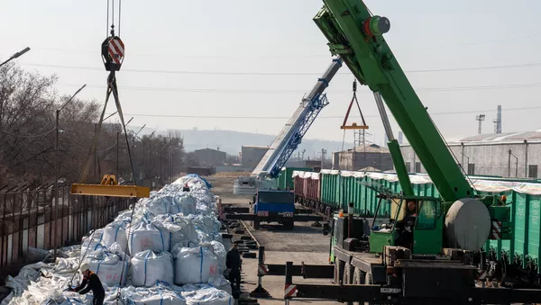 Ввод в строй новых вагонов Южно-Кавказской железной дороги для перевозки руды (9 марта 2020). Еревaн - Sputnik Армения