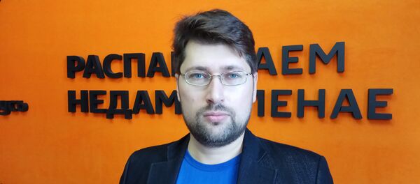 Руководитель Центра экономических исследований Института глобализации и социальных движений РФ Василий Колташов  - Sputnik Армения