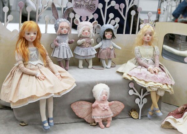 Международный весенний бал авторских кукол в Москве - Sputnik Армения