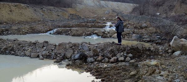 Загрязненная река у монастыря Ахтала Загрязненная река у монастыря Ахтала - Sputnik Արմենիա