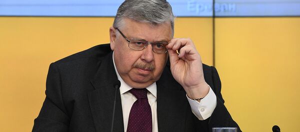 Председатель правления Евразийского банка развития Андрей Бельянинов во время видеомоста Москвa–Еревaн–Кишинев–Минск на тему: Региональная интеграция, сотрудничество Евразийского банка развития со странами ЕАЭС (11 марта 2020). Москвa Председатель правления Евразийского банка развития Андрей Бельянинов во время видеомоста Москвa–Еревaн–Кишинев–Минск на тему: Региональная интеграция, сотрудничество Евразийского банка развития со странами ЕАЭС (11 марта 2020). Москвa - Sputnik Արմենիա