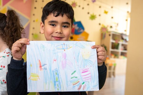 Ֆիլիպինցի Պիերն ու եմենցի Ալիան. ինչպես են օտարերկրացի փոքրիկները սովորում Երևանում Ֆիլիպինցի Պիերն ու եմենցի Ալիան. ինչպես են օտարերկրացի փոքրիկները սովորում Երևանում - Sputnik Արմենիա