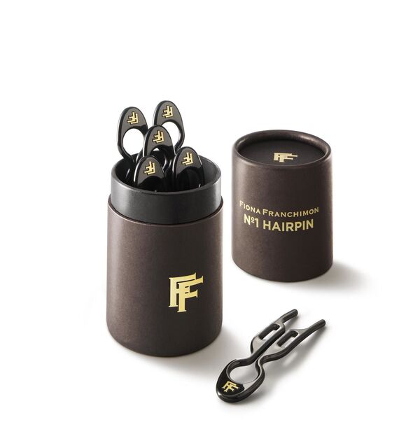 Горячие головы: как шпильки для волос Fiona Franchimon меняют представления о причёске - Sputnik Армения