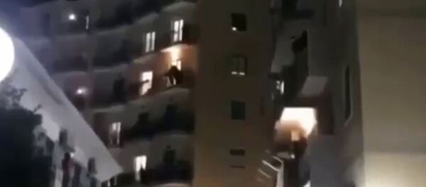 Флешмоб на балконах Италии против коронавируса - Sputnik Армения