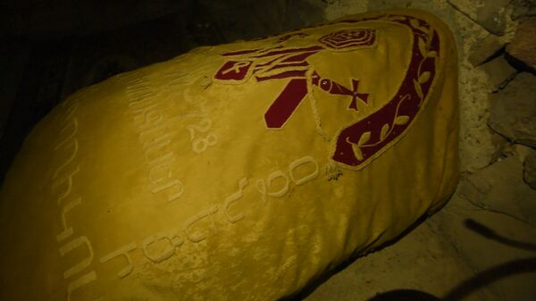 Օձնեցու տոնն ու «Օձի պորտը». հավատքը հաղթահարում է անգամ կորոնավիրուսը - Sputnik Արմենիա