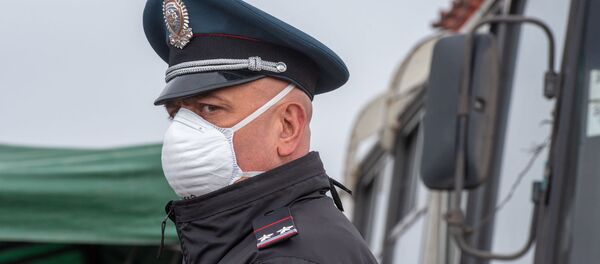 Контрольно-пропускной пункт при выезде из Эчмиадзина (17 марта 2020). Армавир Контрольно-пропускной пункт при выезде из Эчмиадзина (17 марта 2020). Армавир - Sputnik Արմենիա