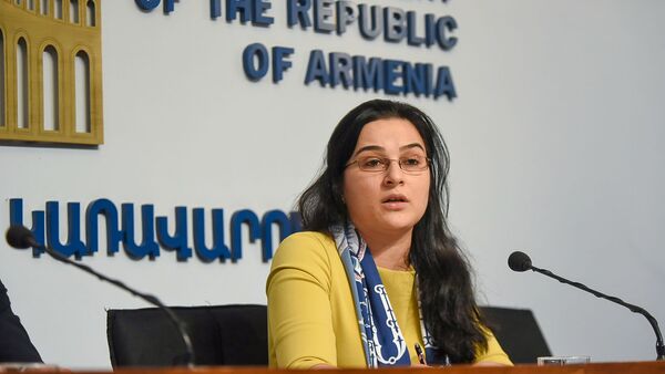 Пресс-секретарь министерства иностранных дел Армении Анна Нагдалян на пресс-конференции (18 марта 2020). Еревaн - Sputnik Արմենիա