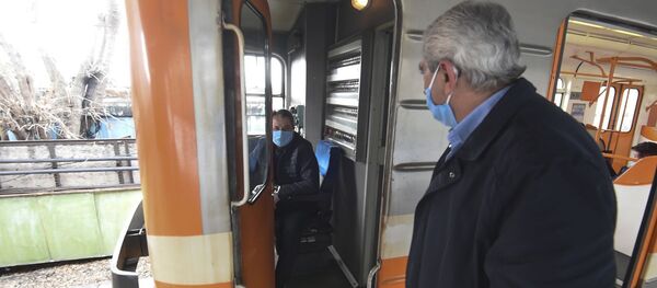 Ինչպես են կորոնավիրուսի դեմ պայքարում Երևանի մետրոպոլիտենում - Sputnik Արմենիա