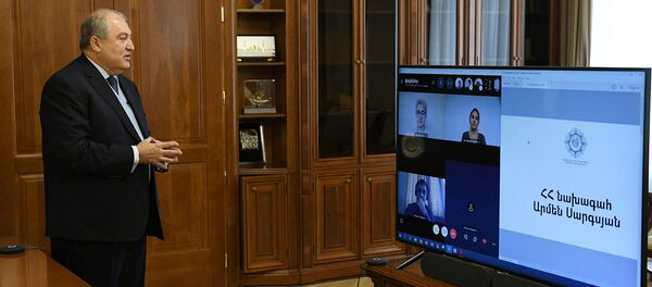 Президент Армен Саркисян инициировал цикл онлайн лекций (20 марта 2020). Еревaн - Sputnik Արմենիա