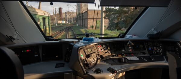 Поезд в ереванском депо ЮКЖД (21 марта 2020). Еревaн Поезд в ереванском депо ЮКЖД (21 марта 2020). Еревaн - Sputnik Армения