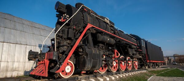 Паровоз времен СССР в ереванском депо ЮКЖД (21 марта 2020). Еревaн Паровоз времен СССР в ереванском депо ЮКЖД (21 марта 2020). Еревaн - Sputnik Արմենիա