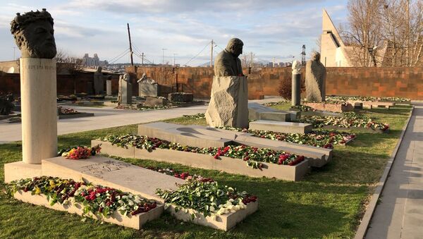 Коронавирус ударил и по цветочному бизнесу - Sputnik Армения