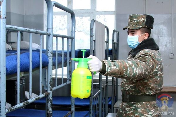 Борьба с коронавирусом: в воинских частях Карабаха проведены проверки Борьба с коронавирусом: в воинских частях Карабаха проведены проверки - Sputnik Армения