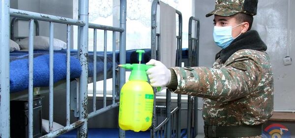 Дезинфекционные работы в Армии обороны Карабаха (22 марта 2020). Карабах Дезинфекционные работы в Армии обороны Карабаха (22 марта 2020). Карабах - Sputnik Армения