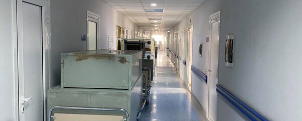 Мобильная приемная для больных коронавирусом при инфекционной больнице Норк - Sputnik Армения