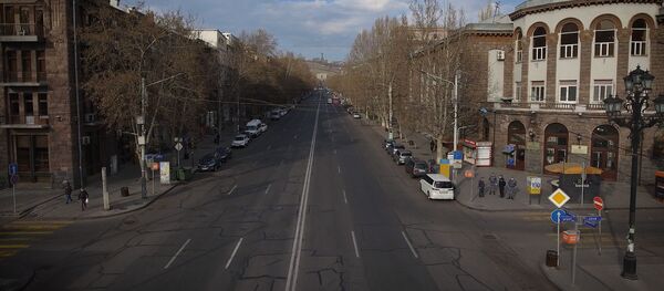 Երևանը ՝ արտակարգ դրության ռեժիմի ճիրաններում - Sputnik Արմենիա