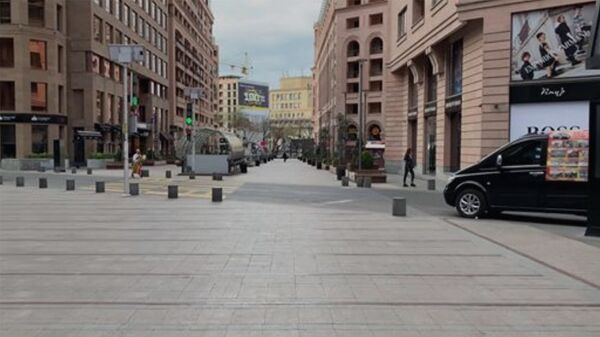 А почему вы без маски? Японец-буддист застрял из-за пандемии в Армении, но не растерялся - Sputnik Армения