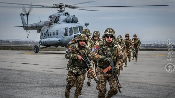 Показательные учения по оперативной организации и службе действий армянских миротворцев, осуществляющие миссию в Косово - Sputnik Армения