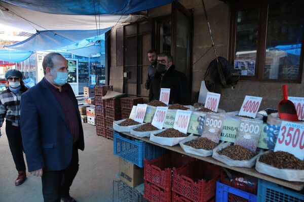 Արտակարգ դրություն՝ մարզպետի ու ոստիկանապետի հսկողությամբ. ինչ վիճակ է Գյումրիում - Sputnik Արմենիա