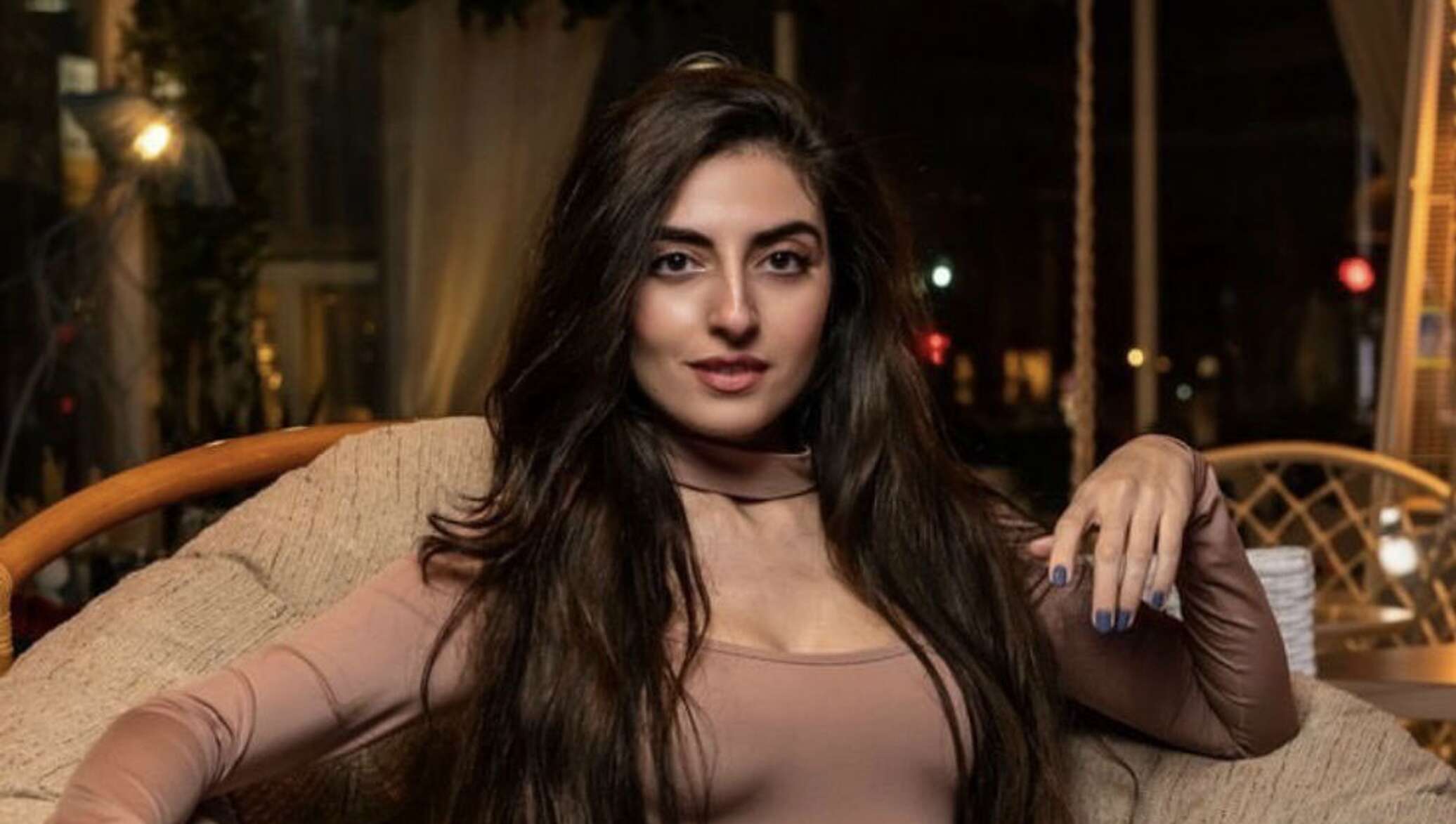 Эффект разорвавшейся бомбы, или Как армянка поразила звезд российского шоу-...