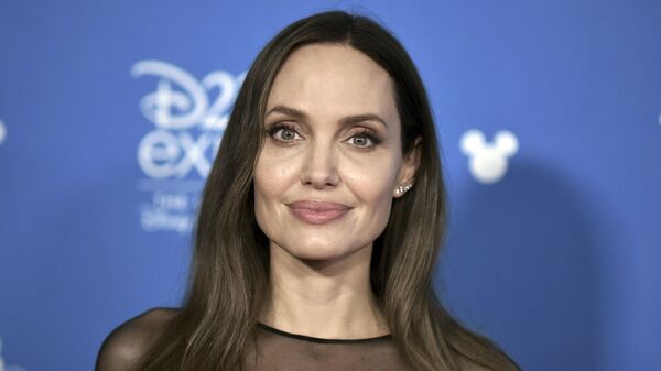 Анджелина Джоли запустила свой канал на YouTube - Sputnik Армения