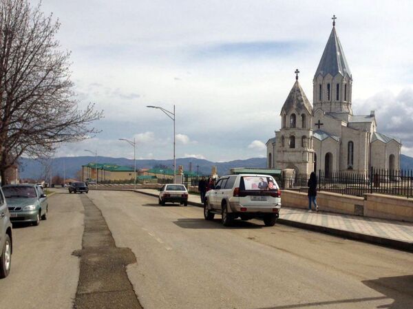 Թեկնածուները ձեռնոց նետեցին․ Արցախում անցկացված ընտրություններին բոլորը դիմակով էին - Sputnik Արմենիա