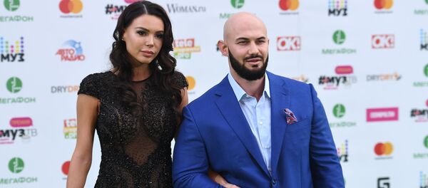 Хип-хоп исполнитель Джиган с супругой Оксаной Самойловой - Sputnik Армения