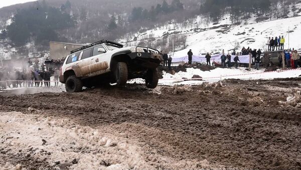 Снег, слякоть и драйв: оффроад гонки в Цахкадзоре - Sputnik Армения