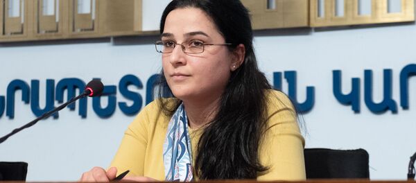 Пресс-секретарь министерства иностранных дел Армении Анна Нагдалян на пресс-конференции (18 марта 2020). Еревaн - Sputnik Армения