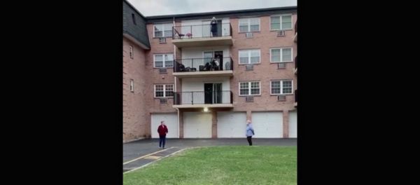 Մորաքույրս #NewJersey-ներում «Դե, երգիր Արաքս» ա նվագում (իհարկե, սիրողական, բայց կապ չունի - Sputnik Արմենիա