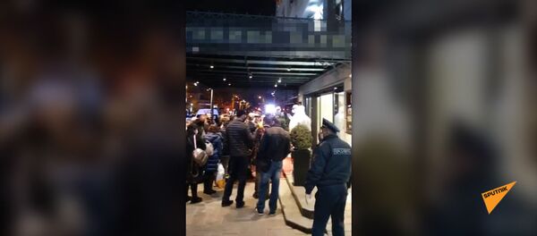 Пассажиров спецрейса Москва-Ереван разместили в ереванской гостинице - Sputnik Армения