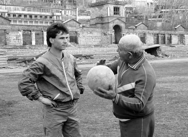 Սկանդալներ, ռեկորդ, 2 չեմպիոն մեկ մրցաշարում. Հայաստանի ֆուտբոլի անդրանիկ առաջնությունը - Sputnik Արմենիա